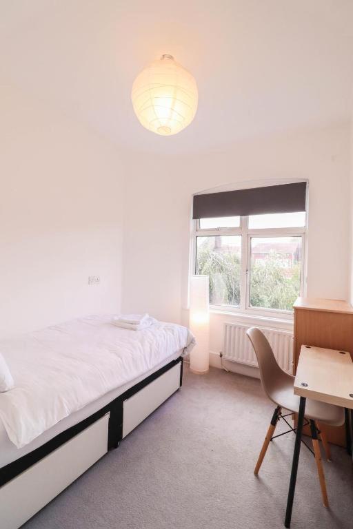 Bed and Breakfast Urban Oasis Лондон Экстерьер фото